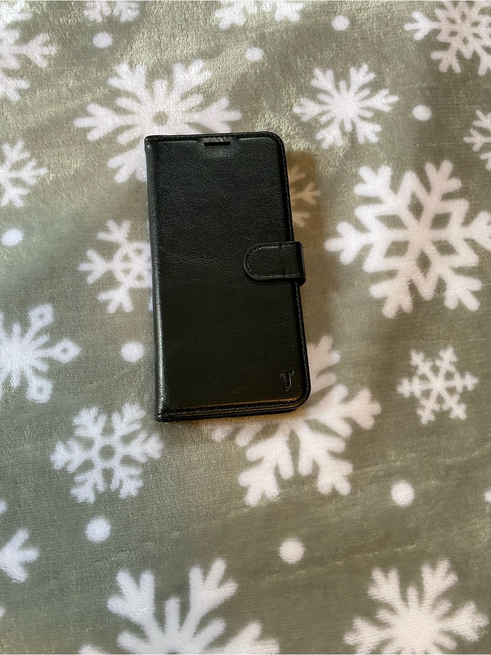 Samsung Galaxy S 20 Wallet Phone Case with Magnetic Closure